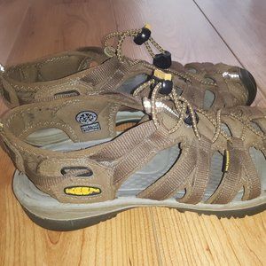 Keens Size 6